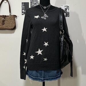 Gap star sweater made with a wool blend‎